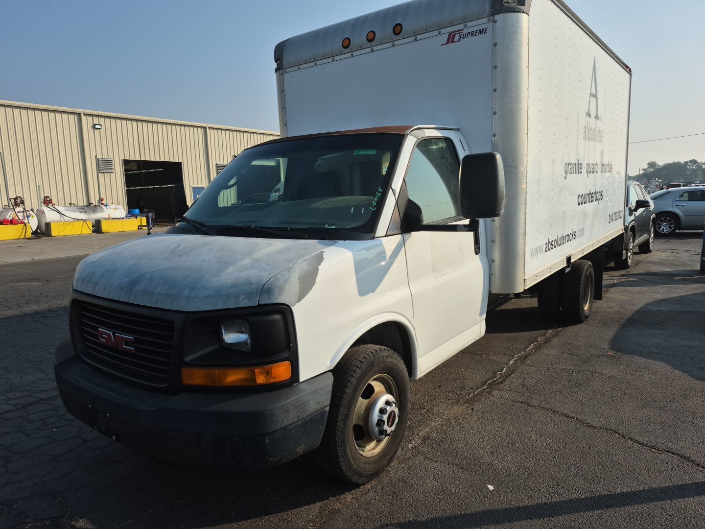 GMC Savana