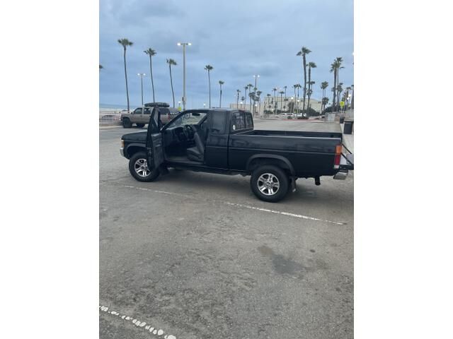 Nissan Pickup