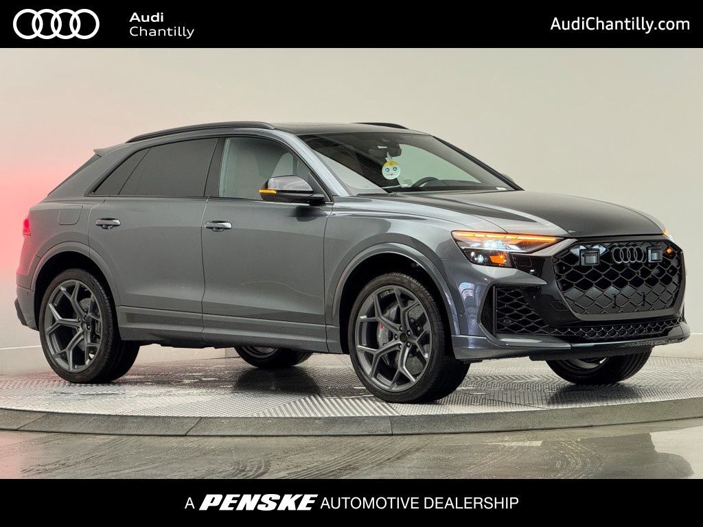 2025 AUDI RS Q8