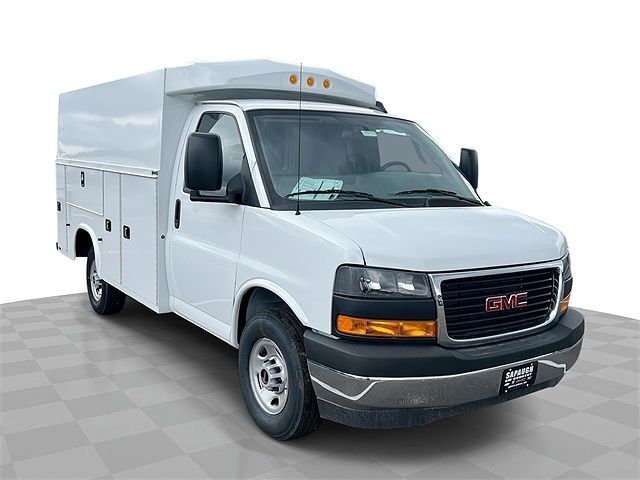 2025 GMC Savana