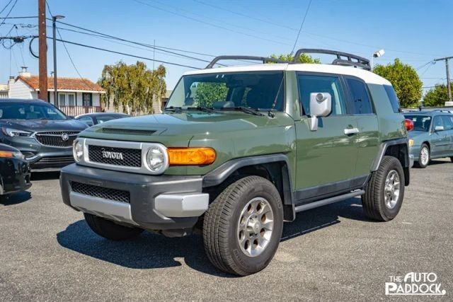 Toyota FJ Cruiser