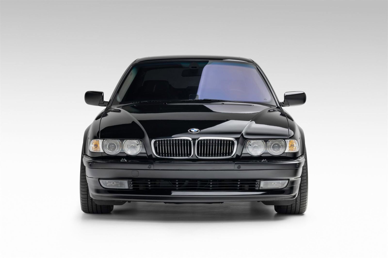 BMW 750i