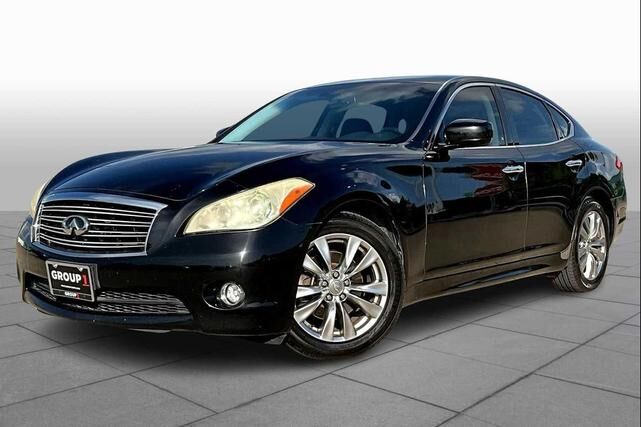 Infiniti M37
