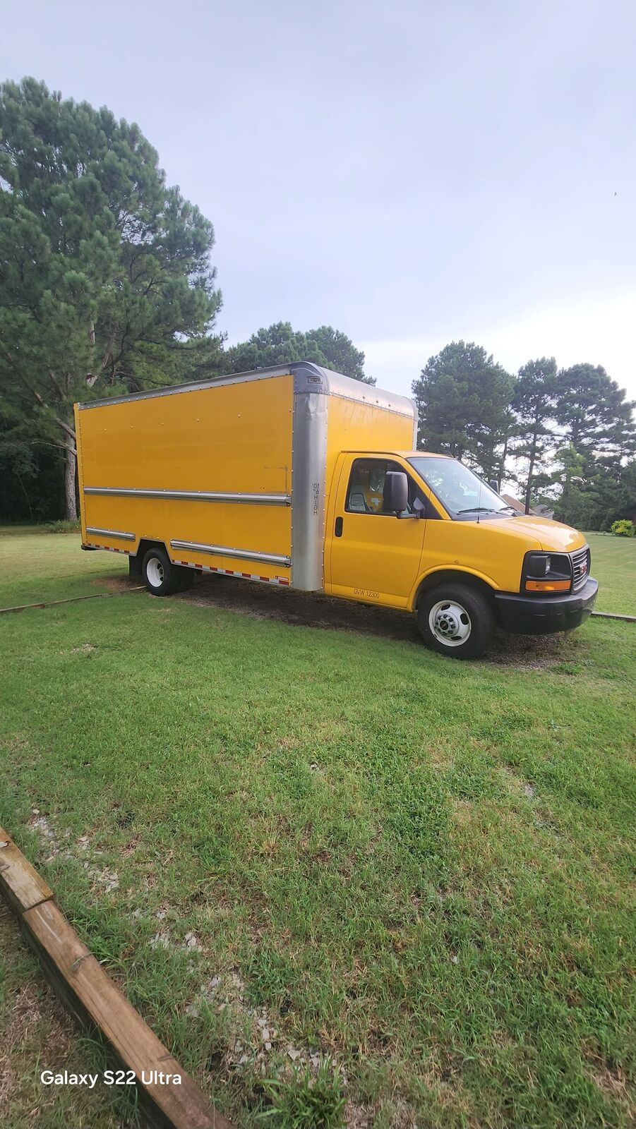 GMC Savana