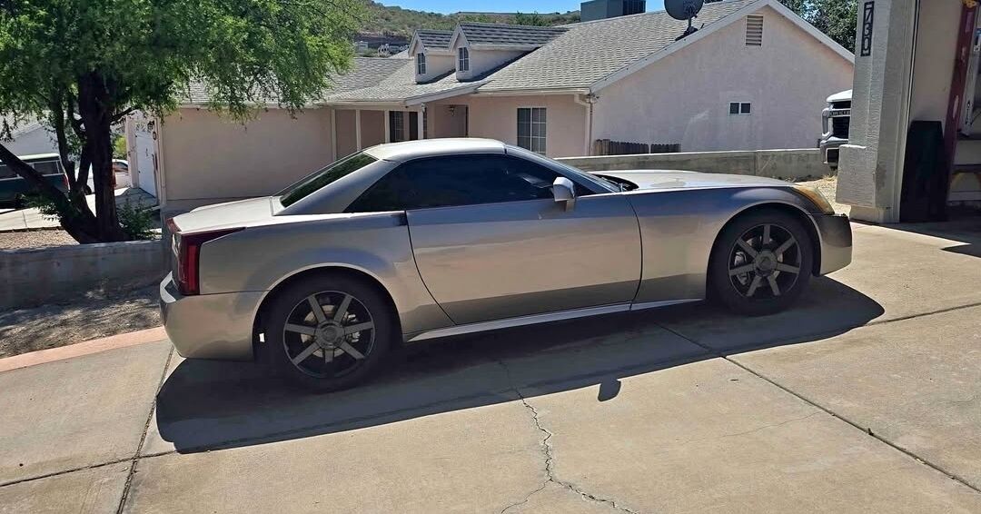 Cadillac XLR