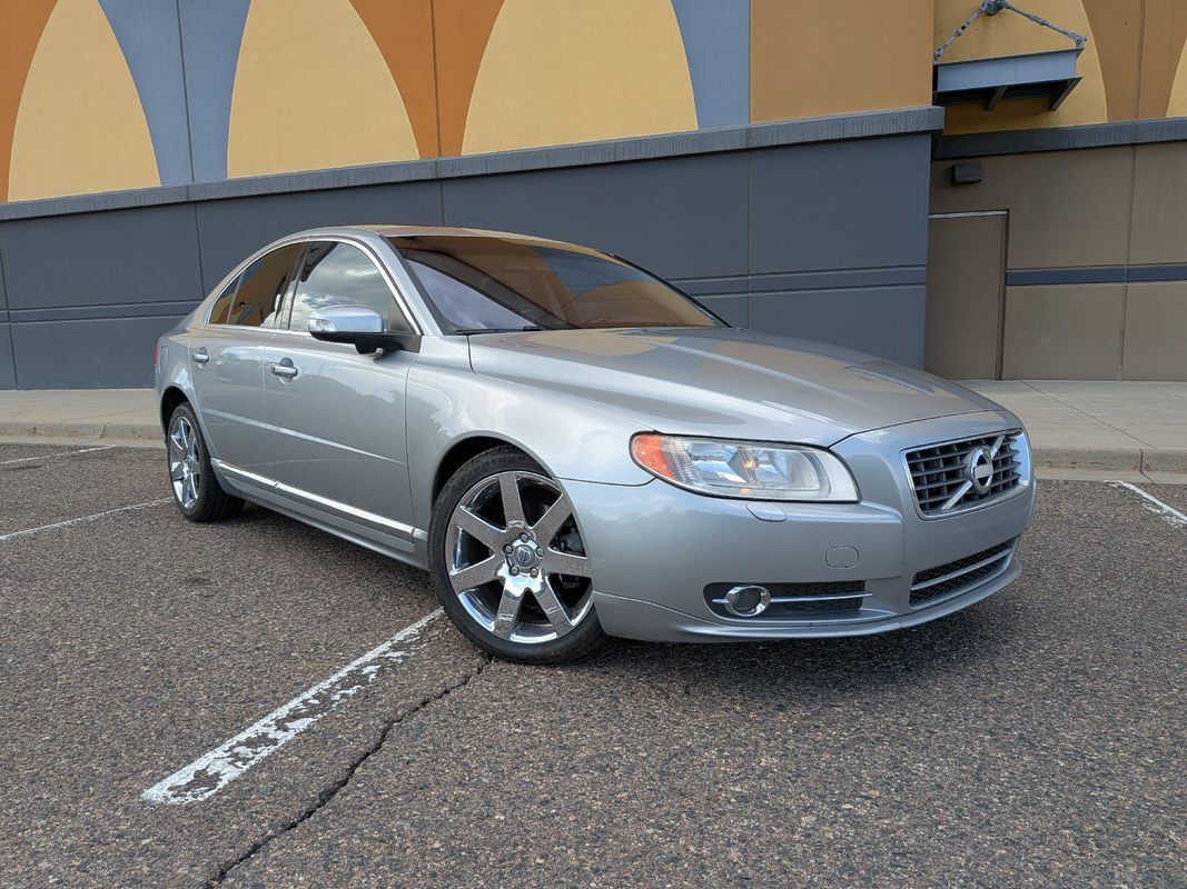 Volvo S80