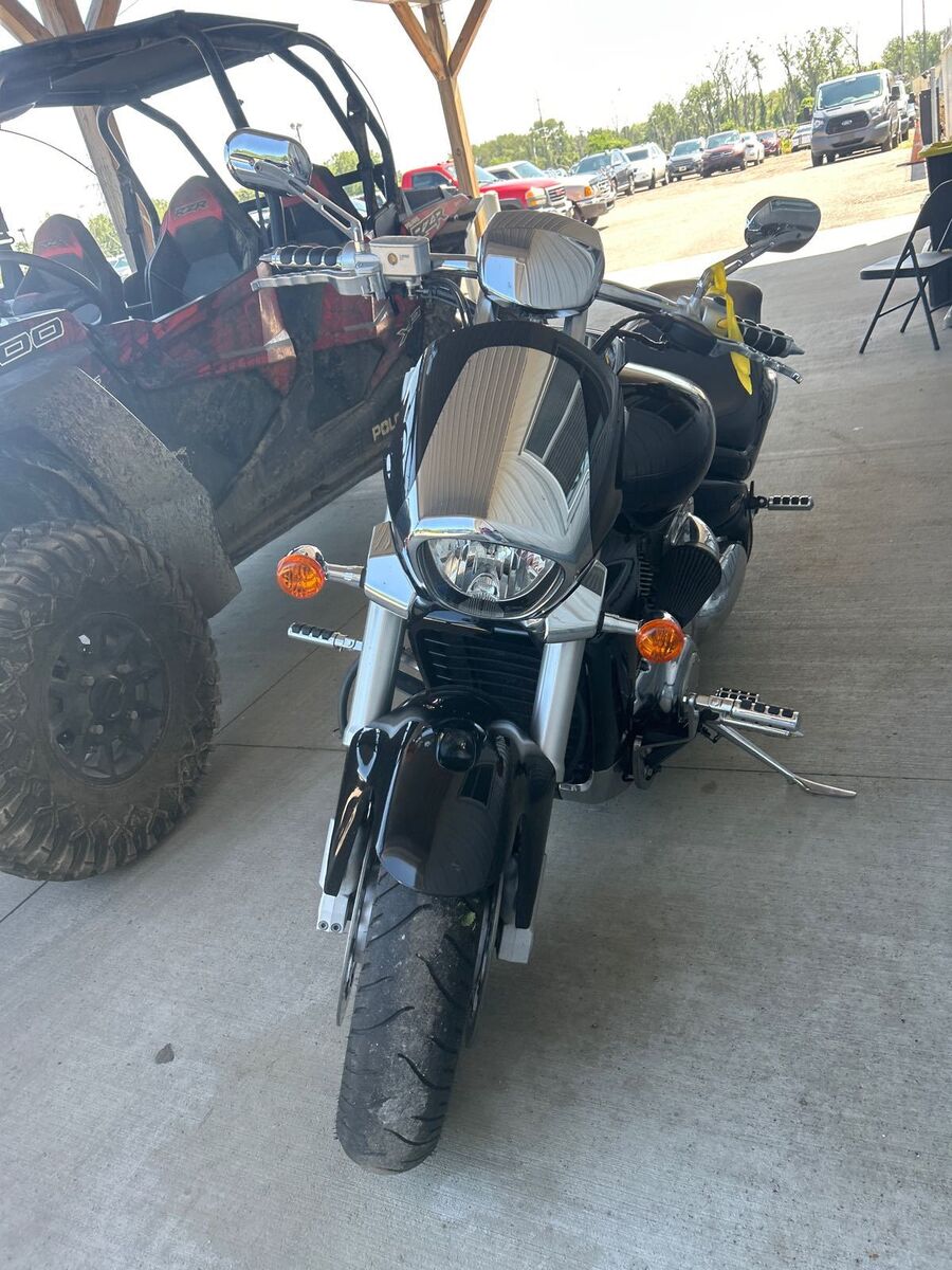 Suzuki VZR1800