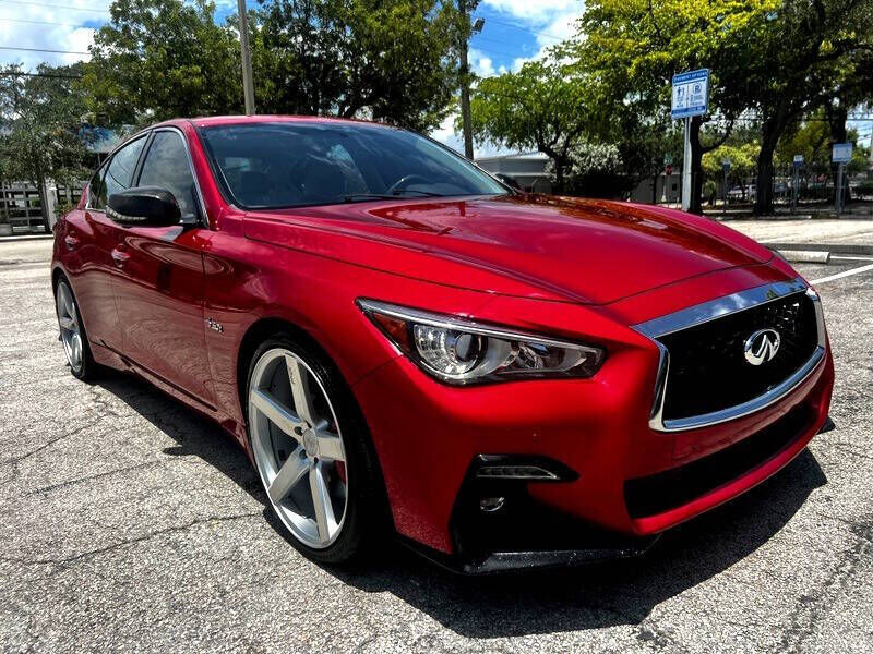 2017 INFINITI Q50