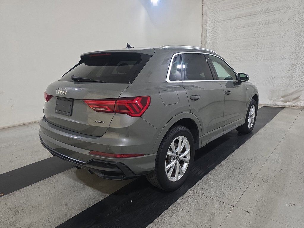 2022 Audi Q3