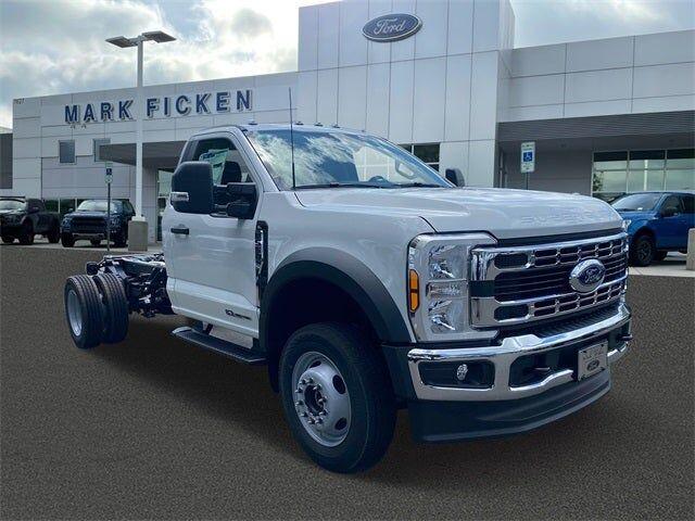 2025 FORD F-550