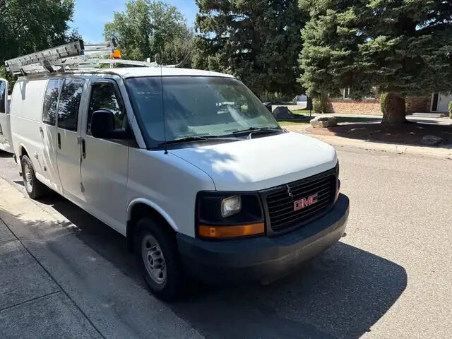 GMC Savana