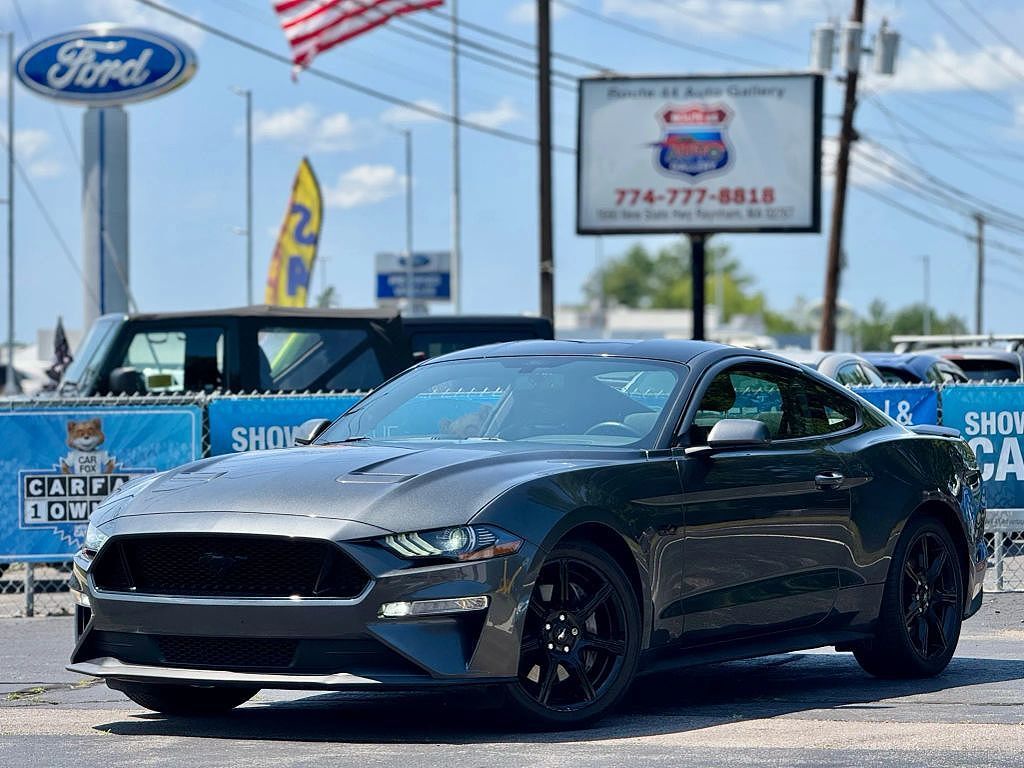 2019 FORD Mustang