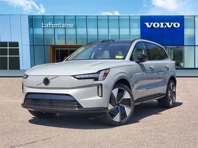 2025 VOLVO EX90