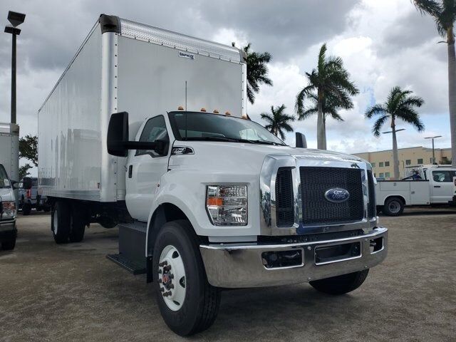 2025 FORD F-750