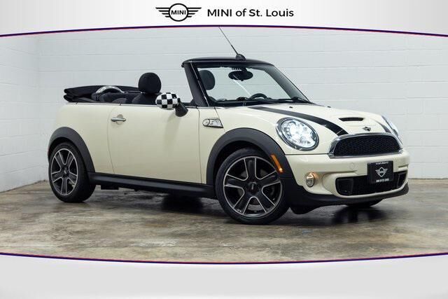 MINI Cooper Convertible