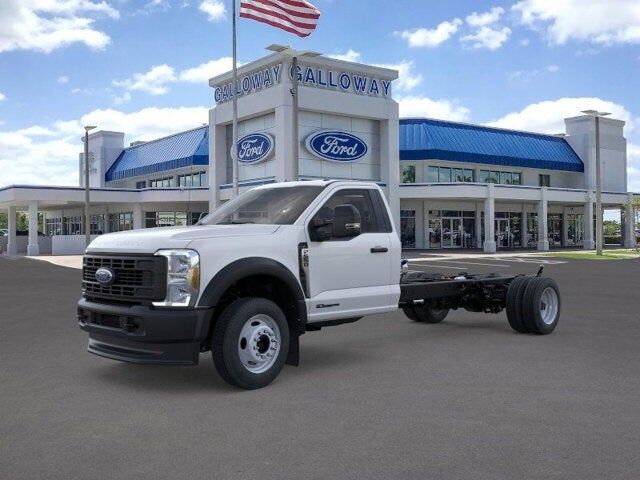 2025 FORD F-550