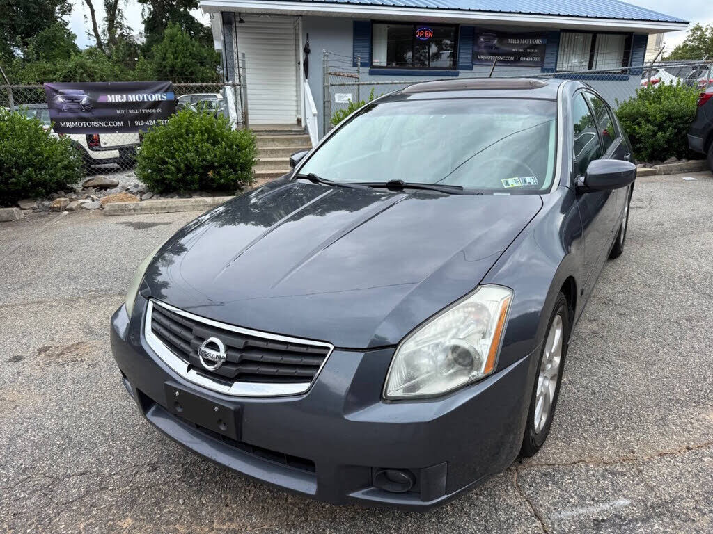 Nissan Maxima