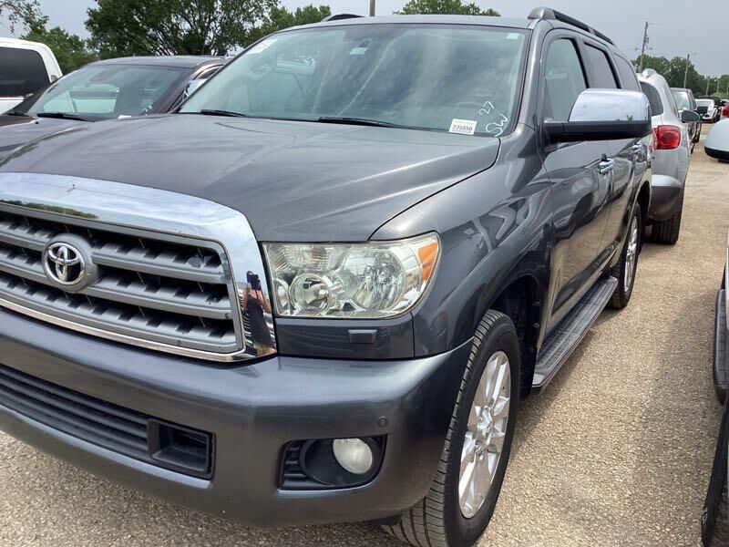 Toyota Sequoia