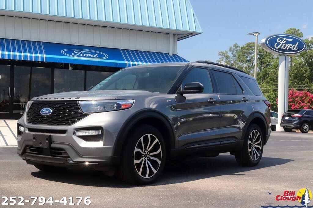2022 FORD Explorer