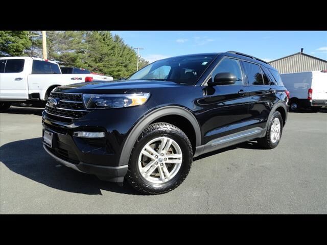 2021 FORD Explorer