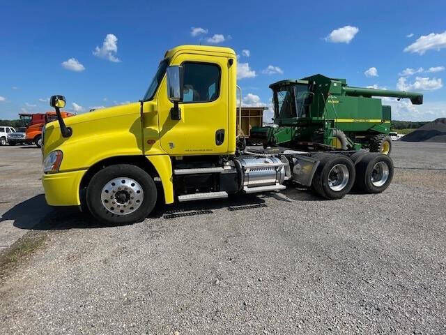2016 FREIGHTLINER Cascadia