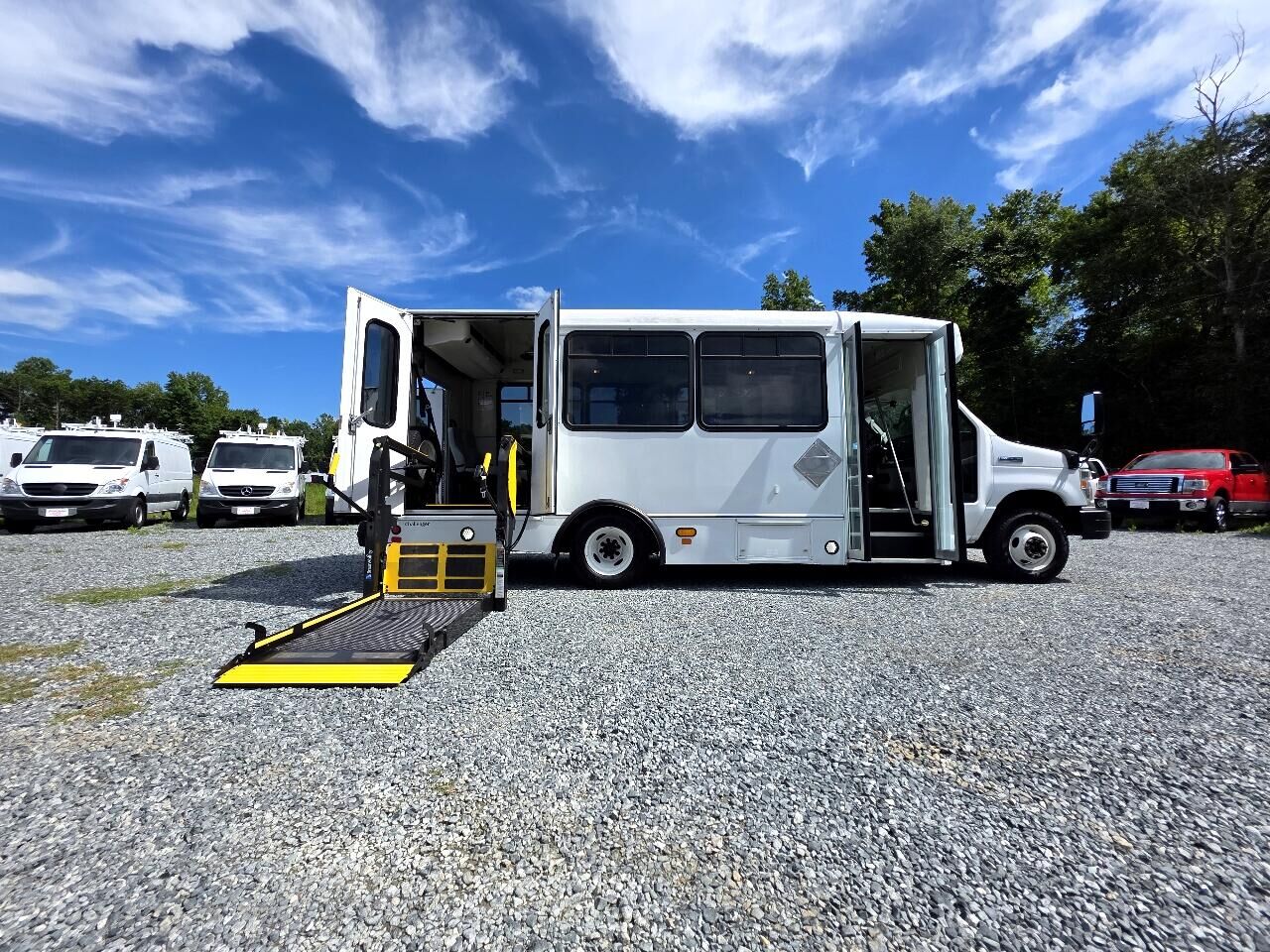 Ford E-350