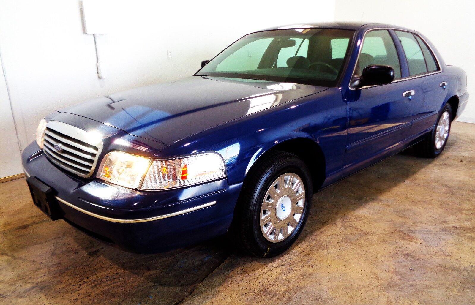 Ford Crown Victoria