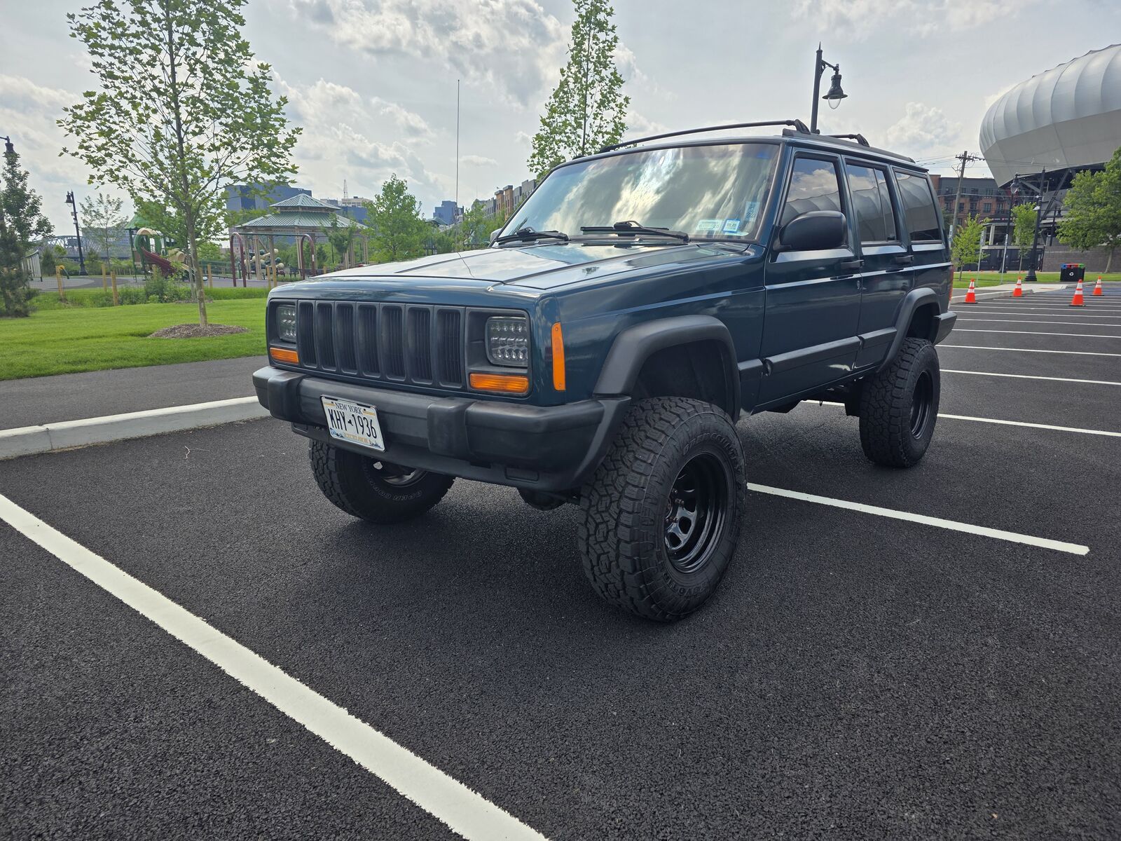Jeep Cherokee