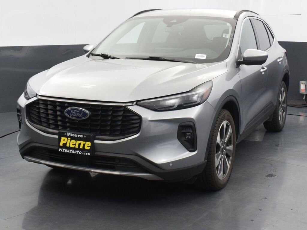 2024 FORD Escape