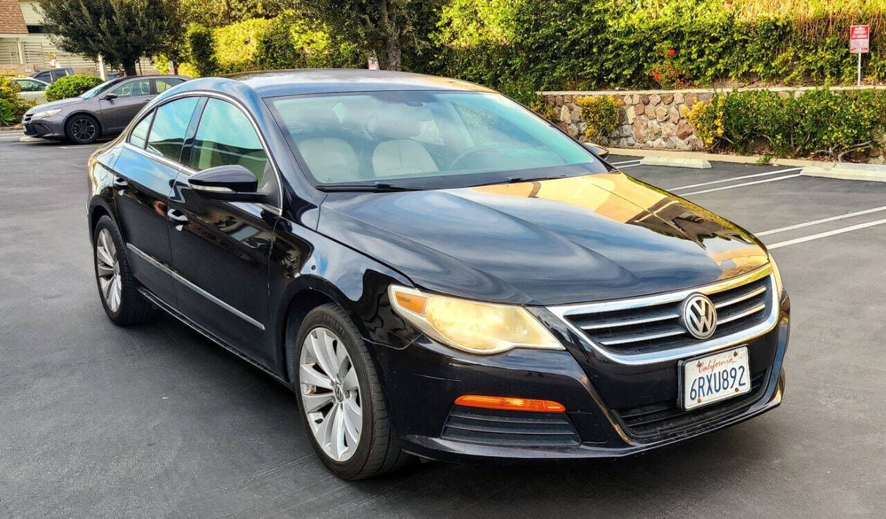2011 VOLKSWAGEN Passat
