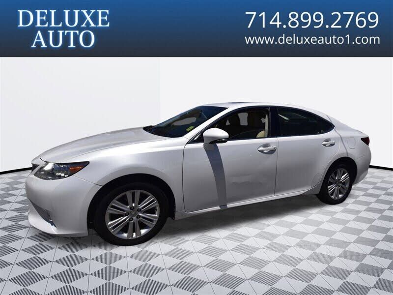 Lexus ES