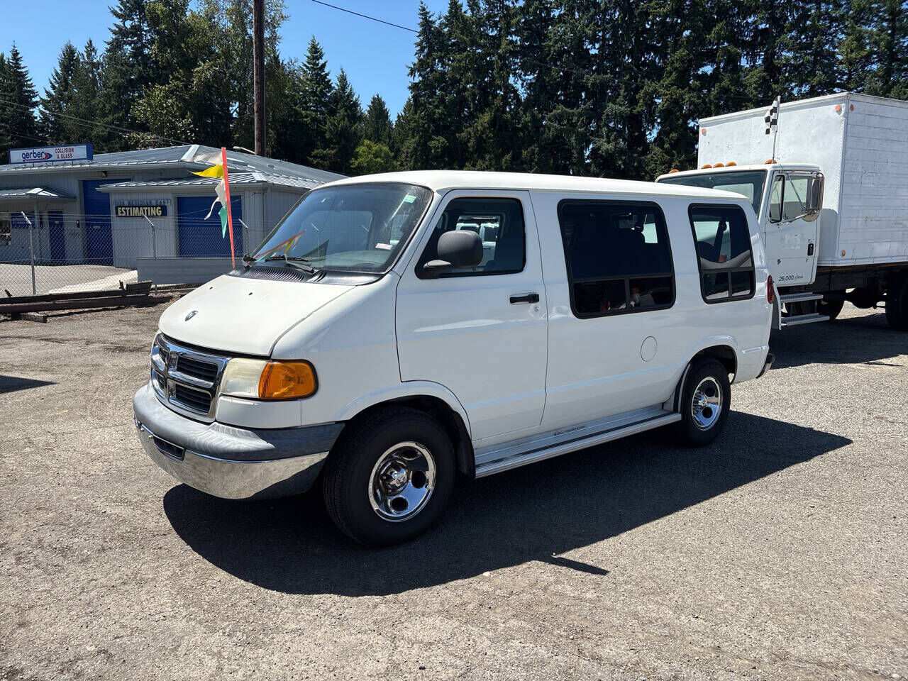 Dodge Ram Van
