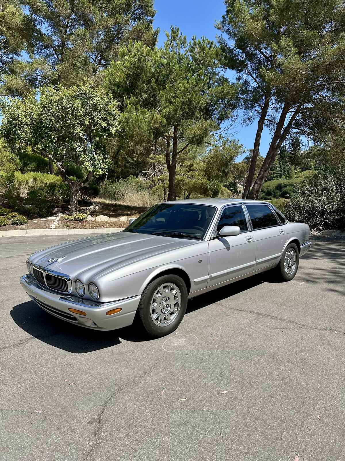 Jaguar XJ8