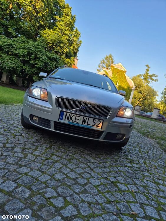 Volvo V50