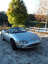 Jaguar XK8