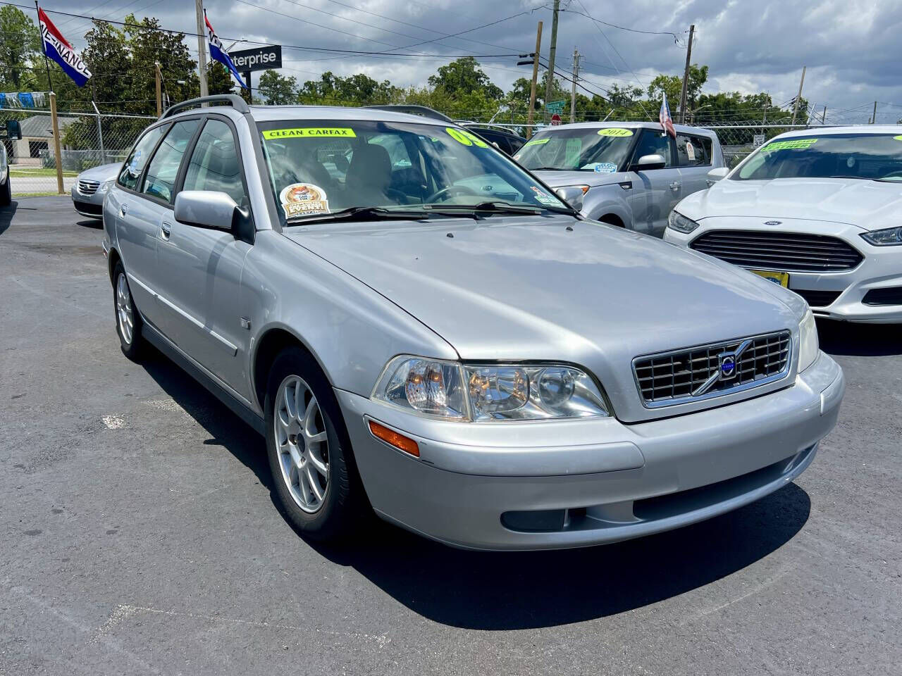 Volvo V40