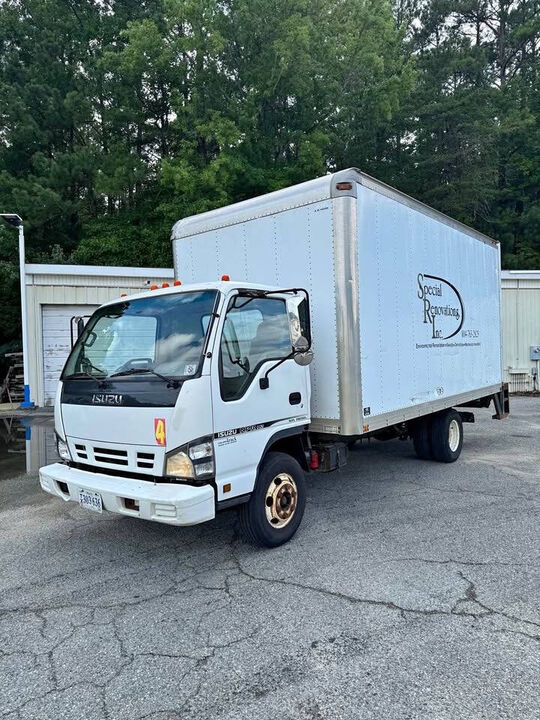 2006 ISUZU NPR