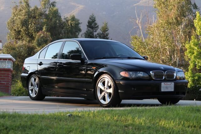 BMW 330i