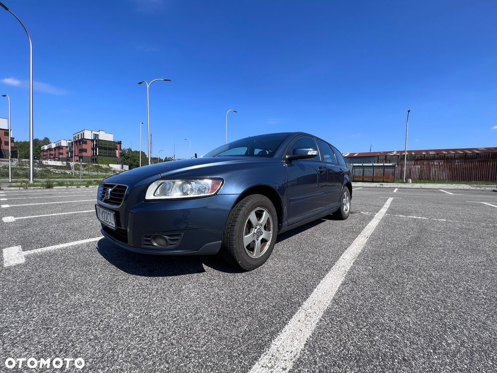 Volvo V50