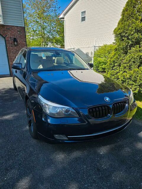 BMW 528i