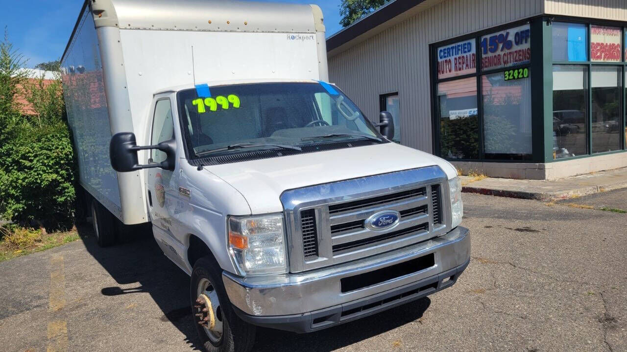Ford E-350