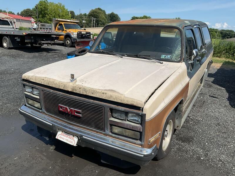 Chevrolet Suburban