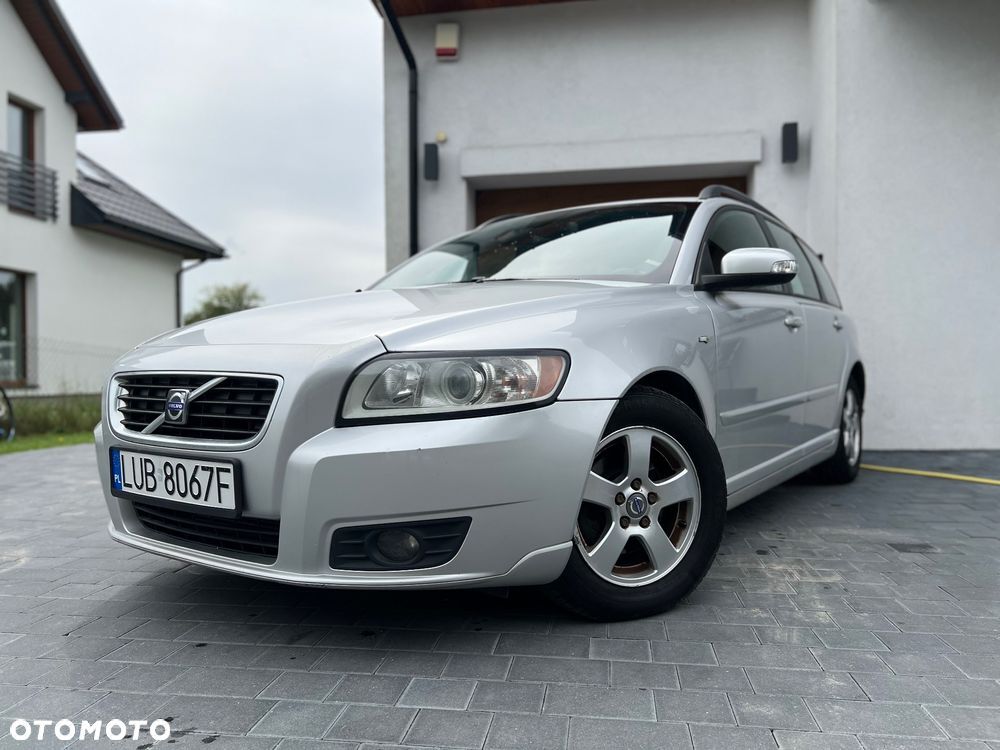 Volvo V50