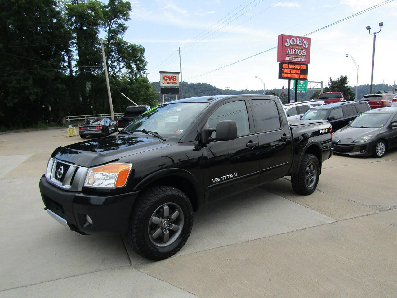 Nissan Titan