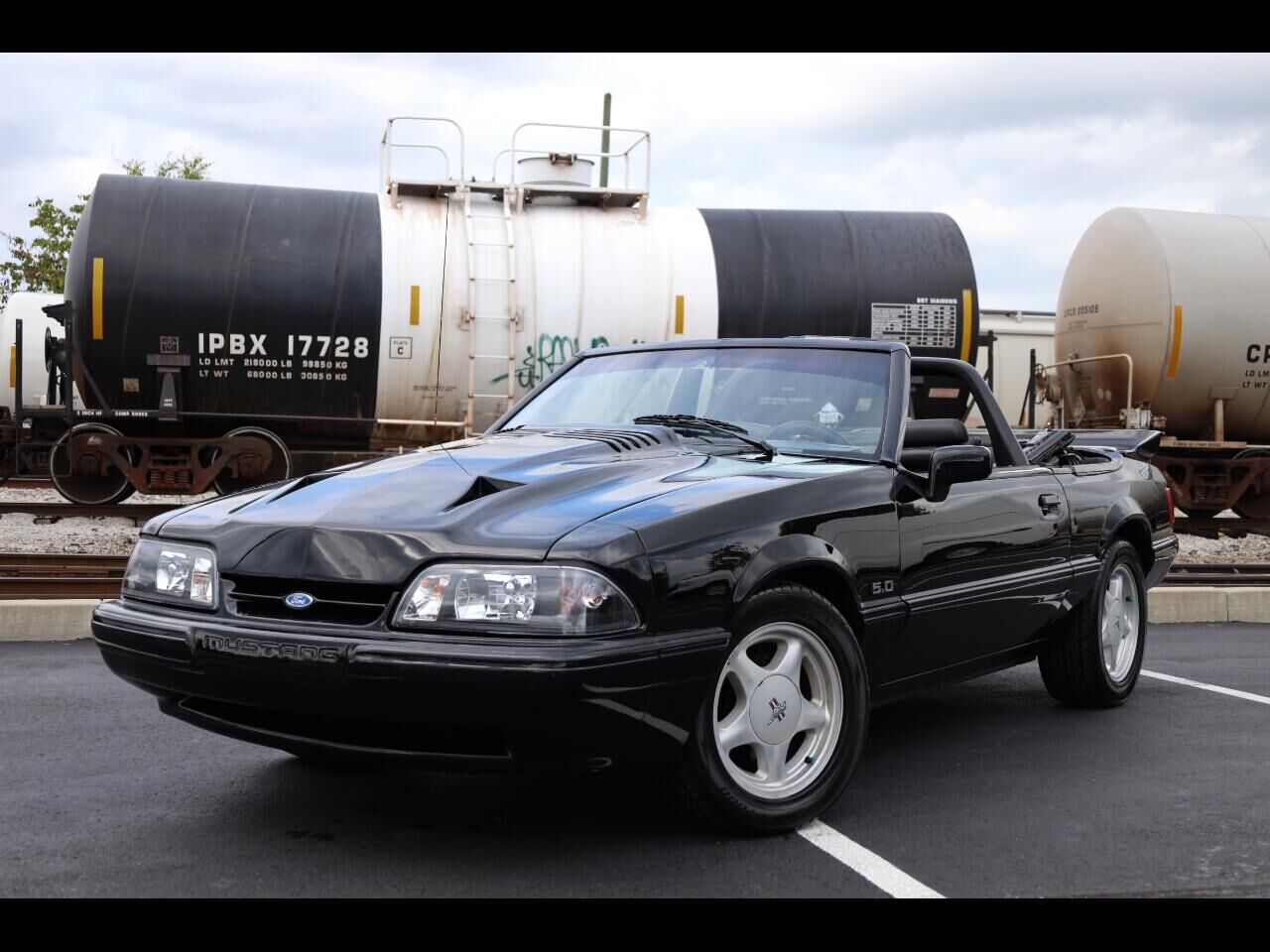 1993 FORD Mustang