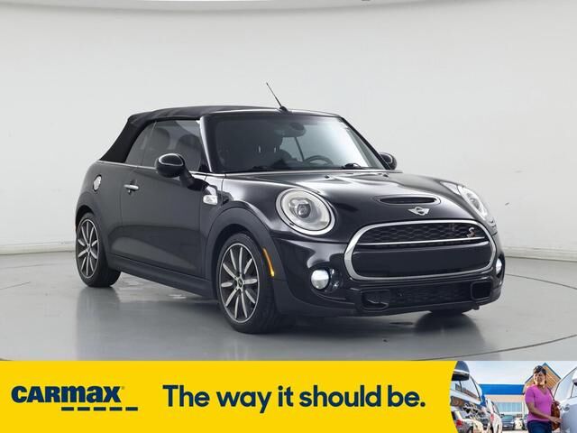 MINI Cooper Convertible