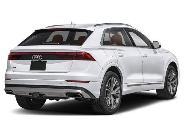 2025 Audi Q8