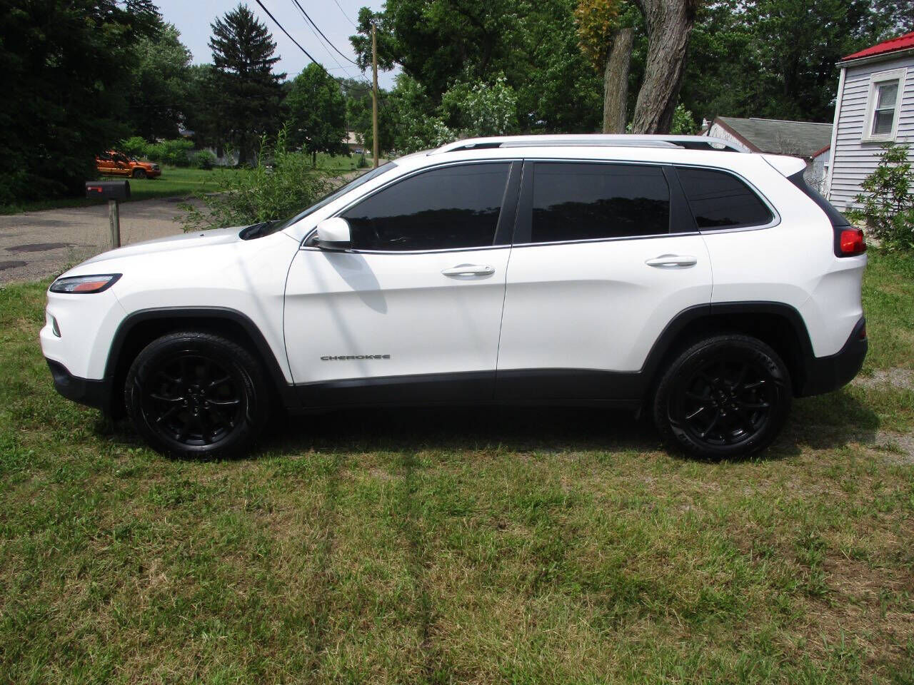 2017 JEEP Cherokee