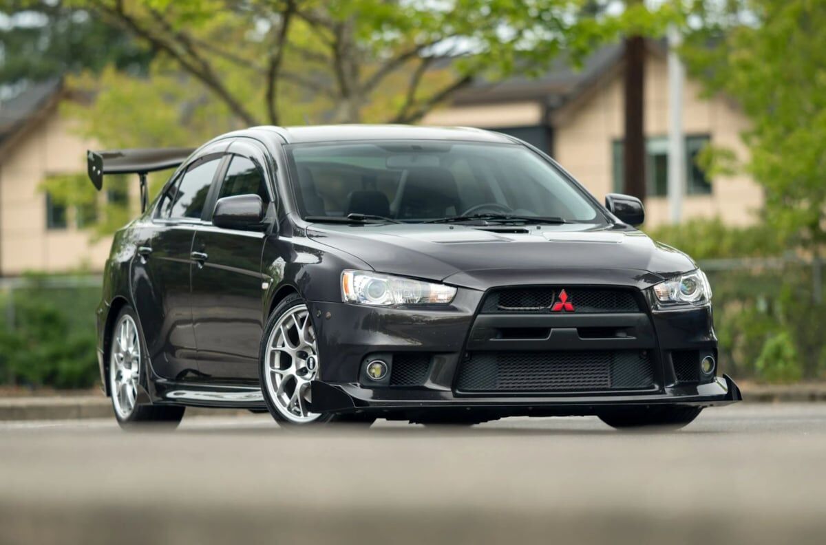 2013 MITSUBISHI Lancer Evolution