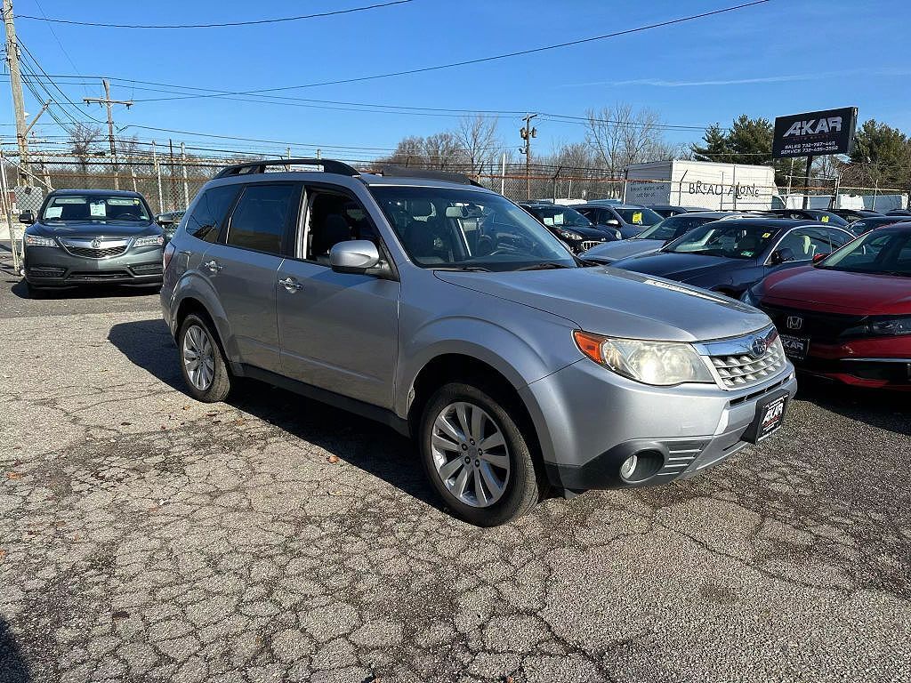 2013 SUBARU Forester